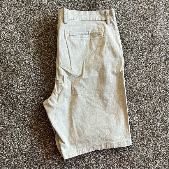Men’s Shorts - Picture 1 of 4